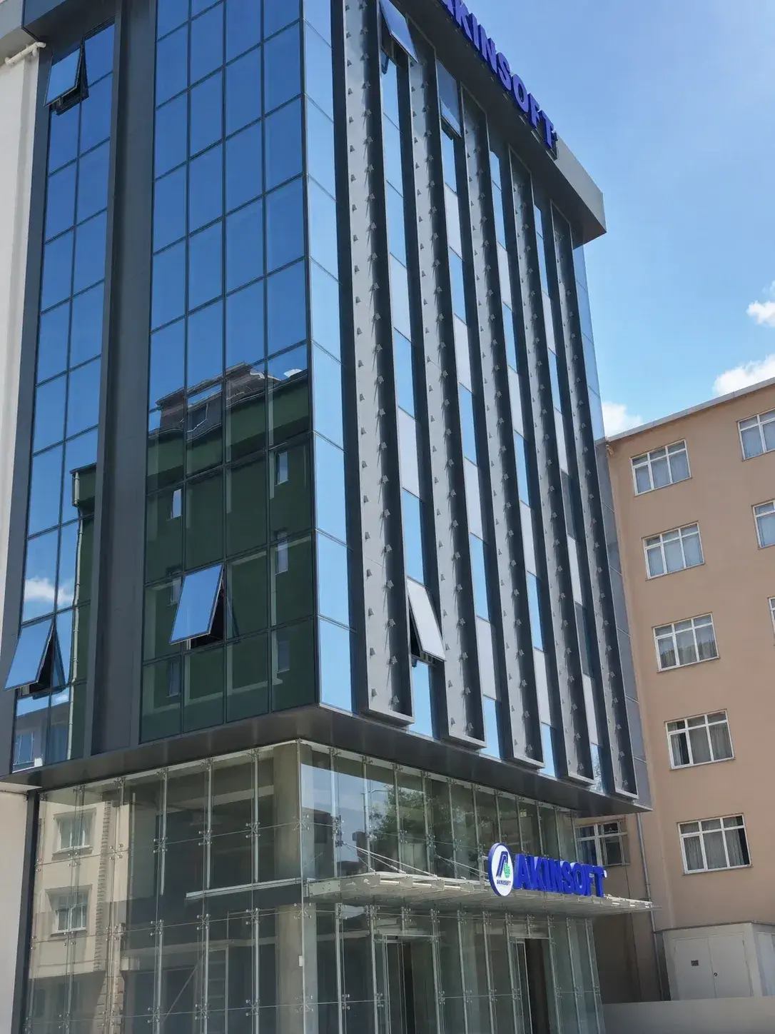 Akınsoft Plaza Ticari Bina Yenileme