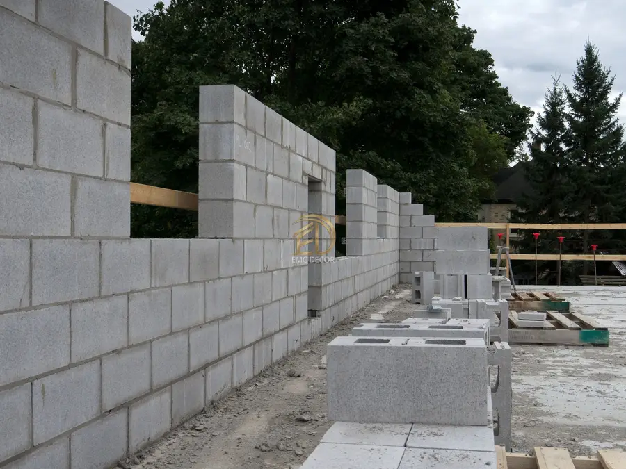 Tuğla ve blok duvarlarda kapı-pencere lento montajı ve örme süreci