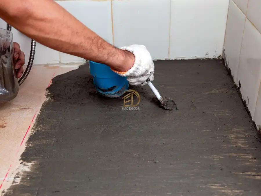 Banyo ve ıslak hacimlerde gider çevresine sürme su yalıtımı uygulaması
